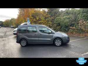 Peugeot Partner / 2016 / 1.6 DIESEL / AUTO / WAV - Image 4