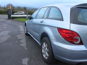 Mercedes-Benz R320 CDI  LWB  4MATIC,  2008 - Image 4