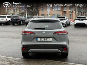 Toyota Corolla Cross 1.8 SOL*** DEMO SALE *** BIG - Image 4