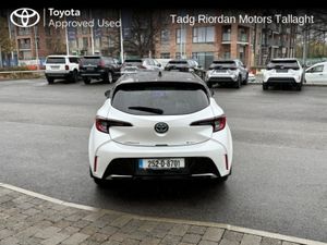 Toyota Corolla HB LUNA SPORT*** DEMO SALE *** BIG - Image 4