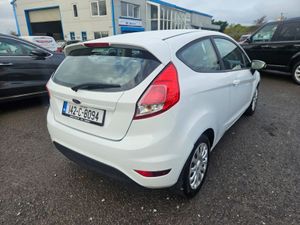Ford Fiesta 1.25 Style 60BHP 3DR - Image 4
