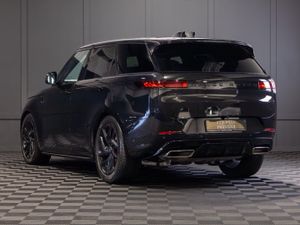 2025 Land Rover Range Rover Sport Edition P460e - Image 4