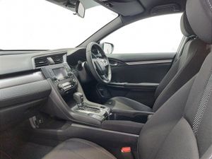 Honda Civic Hatchback SE - Image 2