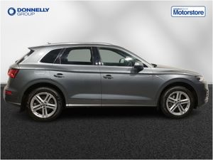Audi Q5 Diesel Estate S Line - Image 4