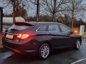 2016 HYUNDAI i40 DIESEL ESTATE NCT LOW MILES €6990 - Image 4