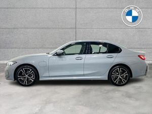 BMW 3-Series 330e M Sport Saloon - Image 4