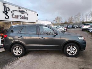 Hyundai Santa Fe 2.0 2WD 150hp Deluxe ESP - Image 4