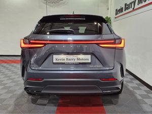 Lexus NX 2.5 PHEV PREMIUM PACK (SUNROOF) 4WD AUTOM - Image 3