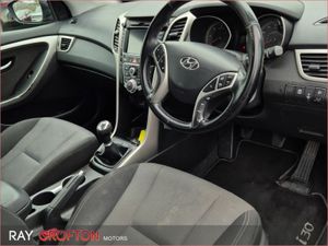 Hyundai i30 1.6 Diesel Deluxe - Image 4