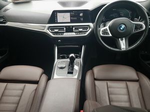 BMW 3-Series 330e M Sport Pro Edition - Image 4