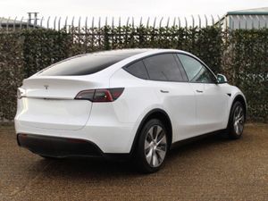 222 Tesla Model Y RWD - Image 2