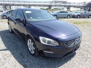 Volvo S60 2.0 D4 SE LUXURY PLUS DIESEL AUTOMATIC / - Image 2