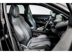 Peugeot 5008 Allure 1.5 Diesel Auto 130HP - Image 3