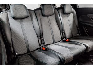 Peugeot 5008 Allure 1.5 Diesel Auto 130HP - Image 4