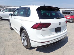Volkswagen Tiguan 2.0 TDI 4MOTION AWD R-LINE PREMI - Image 4