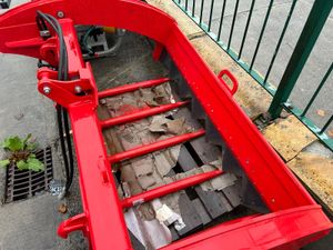 New InterTech Bale Shear - Image 4