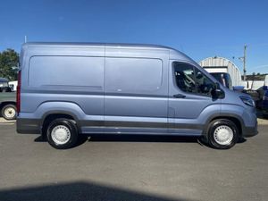 Maxus Deliver 9 LWB FWD 2.0 D20 150 Van - Image 4