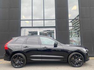 Volvo XC60 Black Edition T6 Plus Dark Recharge AWD - Image 4