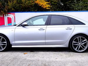 Audi A6 2017  BLACK EDITION - Image 2