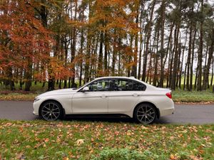BMW 3-Series 2012 Sport Diesel - Image 4