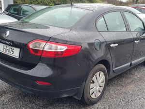 Renault Fluence 2011 - Image 4