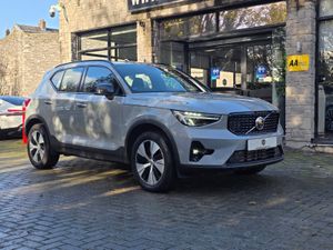 2023 VOLVO XC40 RECHARGE T4 PLUS AUTO. - Image 3