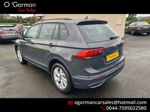 Volkswagen Tiguan 2.0 TDI LIFE ONE OWNER - Image 4