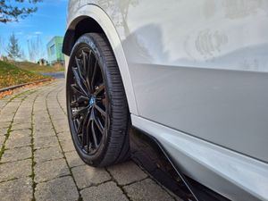 BMW 50e X-DRIVE M-SPORT - Image 4