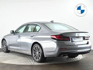 BMW 5-Series 520d SE Saloon - Image 3