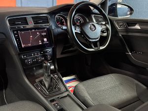 2017 Volkswagen Golf 1.2TSi Auto DSG - Image 4