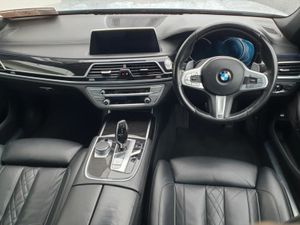 BMW 7-Series 740LD M SPORT xDrive - Image 4