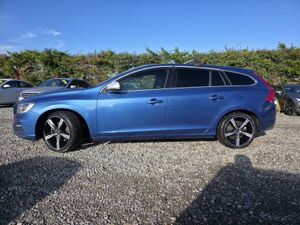 2016 Volvo V60 D4 R-Design | 2.0 Diesel - Image 2