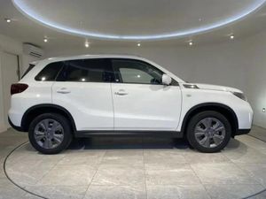 Suzuki Vitara 1.4 Boosterjet Mild Hybrid Motion 5 - Image 4