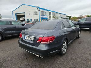 Mercedes-Benz E-Class E 300 Bluetec Hybrid Avant 4 - Image 2