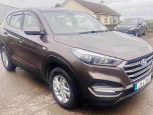 2017 HYUNDAI TUSCON - Image 2