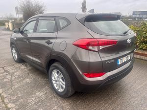 2017 HYUNDAI TUSCON - Image 4