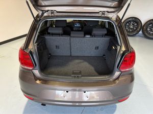 Volkswagen Polo AUTOMATIC - MINT CONDITION - REVER - Image 2