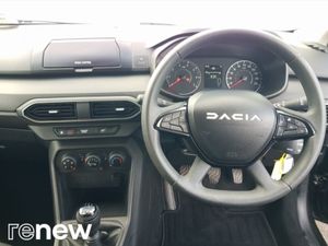 Dacia Sandero Essential - Image 2
