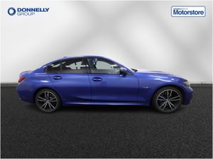 BMW 3 Series Saloon M Sport - Image 3