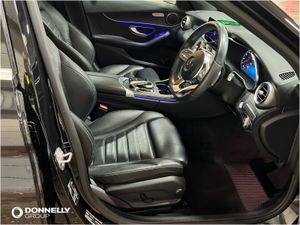 Mercedes-Benz C Class Saloon AMG Line - Image 4