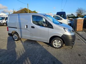 2019 NISSAN NV200 WITH TWIN SLIDIMG DOORS 1.5DSL - Image 4