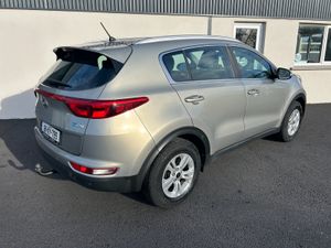 181 Kia Sportage LX 1.7 CRDI - Image 4