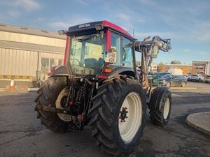 Valtra A92 c/w loader - Image 3