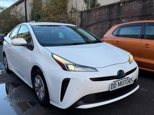 Toyota  Prius  2022 AUTOMATIC  hybrid - Image 3