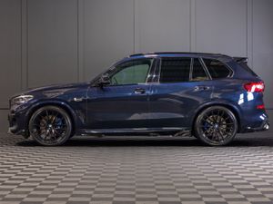 2022 BMW X5 X-Drive 45e M-Sport - Image 3