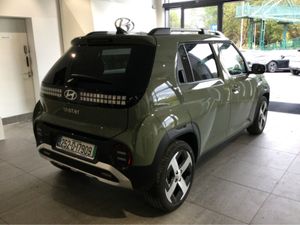 Hyundai INSTER ELEGANCE 49KWH - Demo - - Image 2