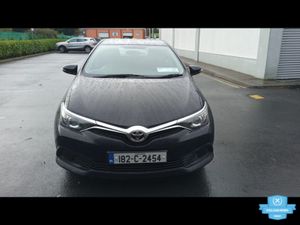 Toyota Auris / 2018 / 1.4 DIESEL / MANUAL - Image 2