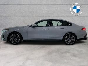 BMW 5 Series 530e M Sport Saloon - Image 4