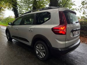 231 DACIA JOGGER TCE COMFORT 7 SEATER - Image 2