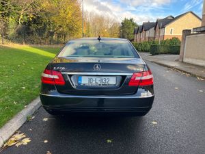 Mercedes-Benz E-Class 2010 - Image 2